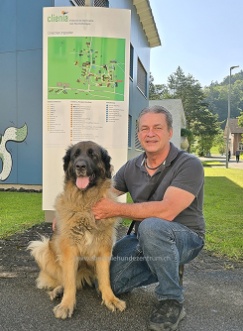 Therapie Hunde Zentrum Schweiz 0624 012